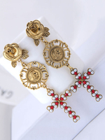 Frauen Ohrringe Silber Blume Kruzifix Metall Strass Retro Imitation Perle Ohrstecker