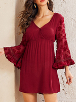 Frauen Skater Kleider Bell Sleeve V-Ausschnitt Spitze ausgestelltes Kleid