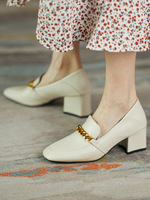 Frauen Slipper Ecru Weiß PU Leder Slip On Square Toe Ketten PU Leder Chunky Heel Freizeitschuhe