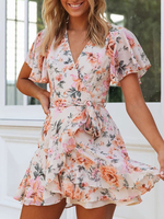 Frauen Sommerkleid Blumendruck V-Ausschnitt Kurzarm Rüschen Schnür Strandkleider