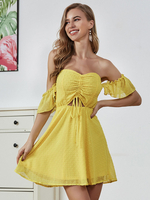 Frauen Sommerkleid Trägerlose Kordelzug Kurzarm Polyester Gelb Strandkleid Midi Kleid