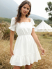 Frauen Sommerkleid White Square Neck Rüschen Polyester Kurzarm Strandkleid Midi Kleid