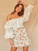 Frauen weißes Hemd Polyester Bateau Hals Rüschen lange Ärmel sexy Tops
