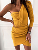 Gelbe figurbetonte Kleider Frauen Designed Ausschnitt Offene Schulter Langarm Plissee Midi Kleid