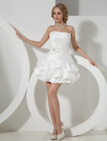 Günstiges Brautkleid aus Taft in Elfenbeinfarbe