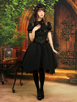 Gotisches Lolita-Outfit in Schwarz