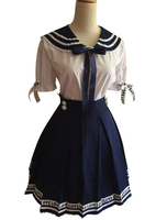 Hübsche Lolita Bluse und Rock in Marineblau