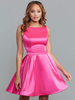 Heißes rosa Heimkehrkleid 2025 kurzes mit Juwelenausschnitt ausgeschnittenes Satin-Outfit für die Abschlussfeier kostenlose Anpassung