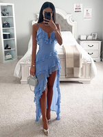 Hellhimmelblaues unregelmäßiges Rüschenkleid mit Ausschnitt und High-Low-Maxikleider
