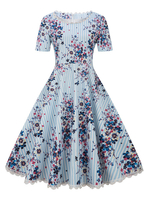 Hellschiefergrau Rockabilly Kleid mit Streifen und Spitzen und kurzen Ärmeln und Rundkragen 1950er Jahre gemischten Baumwollen Petticoat Kleid