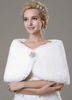 Hochzeit Cape in Elfenbeinfarbe