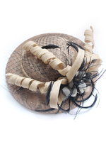 Hochzeit Fascinator Hut Blumen Khaki Federn Royal Vintage Braut Haarschmuck