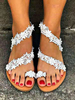 Hochzeit flache Sandalen weiße PU Leder Blumen Verschönerung offene Zehen flache Brautschuhe