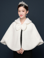 Hochzeit Poncho Faux Fur Bögen Winter Bridal Cover Ups