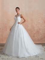 Hochzeitskleid 2021 ärmellose Prinzessin Lace Perlen Tüll Brautkleid mit Zug
