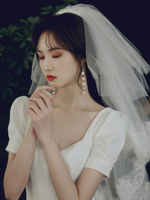 Hochzeitsschleier Weiße vierstufige Spitze Tüll Cut Edge Classic Brautschleier