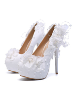 Hochzeitsschuhe PU Leder Weiß Runde Kappe Blumen Pfennigabsatz 5;7 "Brautschuhe