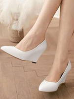 Hochzeitsschuhe Weiß PU Leder Spitz Keilabsatz Brautschuhe