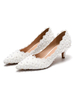 Hochzeitsschuhe Weiße PU-Lederperlen Spitzschuh Slip-On Kitten Heel Brautschuhe
