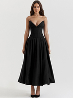 Kleid im Prinzessinnen-Stil tiefes Oberteil runder Rock Midi-Abschlussballkleider