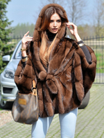 Kunstpelzmantel mit Kapuze übergroße Cape-Oberbekleidung für den Winter 2025