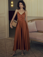 Langes Kleid mit V-Ausschnitt ärmelloses rückenfreies Strandkleid mit Schleifen