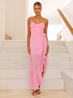 Langes Unterkleid mit Rüschen und Seitenschlitz für Sommerveranstaltungen 2025