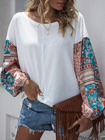 Langärmlige T-Shirts Weißes T-Shirt mit Boho-Print und rundem Hals für Frauen