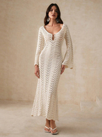 Langärmliges gestricktes Maxikleid für den Strand 2025
