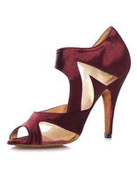 Latein Schuhe in Lila