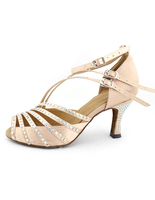 Latein Schuhe in Nude-Tönen