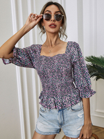Lila Bluse für Frauen Blumendruck mit quadratischem Hals; lässig; Polyester-T-Shirt mit halben Ärmeln