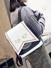 Lolita Dreieck-Rucksack in Schwarz Kunstleder mit Printmuster gotisch Handtasche