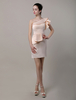 Mantel/Spalte einer Schulter Peplum Satin kurz/Mini Satin Brautjungfer Kleid