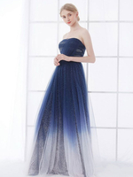Marineblaues Brautkleid trägerlos ärmellos schnüren natürliche Taille bodenlangen Spitze Tüll A-Linie Brautkleider