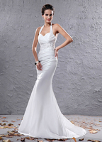 Mermaid-Brautkleid aus Organza mit Schleppe in Weiß