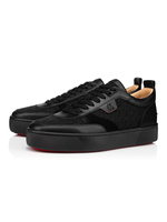 Männerschwarze niedrige Terrassen-Turnschuhe schnüren sich Skateboard-Schuhe