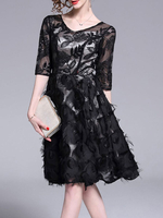 Partei-Kleid-Schwarz mit V-Ausschnitt-Feder-Blumen Bestickt Halbarm Semi Formal Dress