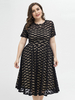 Plus Size Schwarzes Kleid V-Ausschnitt Spitze Kurzarm Nylon Sommer Midi Kleid