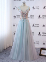 Prom Kleid Hell Himmelblau A-Linie V-Ausschnitt Tüll Ärmellose Schnürperlen Perlen Maxi Hochzeitsgast Kleider