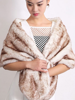 Romantisches Hochzeit Cape PAN in Hellbraun