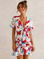 Rotes Sommerkleid Rüschen mit V-Ausschnitt und Blumendruck; rotes; extra kurzes Strandkleid