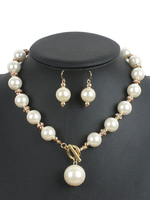 Schmuck-Sets Blondes ABS-Kunststoffimitat Perle durchbohrt 2-teiliges geometrisches Schmuckset