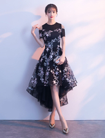 Schwarz Cocktailkleid Spitze Sterne gestickte kalte Schulter High Low Graduation Party Dress