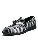 Schwarze Loafer-Schuhe für Herren Bequeme PU-Leder-Karo-Slip-On-Slip-On-Freizeitschuhe mit rundem Zehenbereich