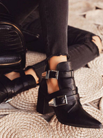Schwarze Sommerstiefel Damen Pointed Toe Metal Details Blockabsatz Kurze Stiefel