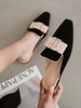 Schwarze Wildleder Pantoletten Damen Square Toe Metall Detail Slip-On flache Schuhe