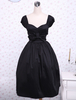 Schwarzes Lolita Kleid mit Herz-Ausschnitt und kurzen Ärmeln