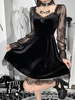 Schwarzes Punk-Kleid für Damen herzförmiger Ausschnitt lange Ärmel Spitze Polyester Gothic-Kleid