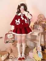 Süße Lolita-Outfits mit roten Schleifen und ärmellosem Cape-Rock